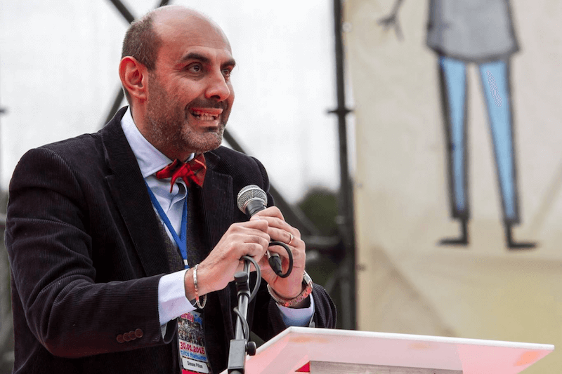 Scuola, dopo il ‘gender’ il senatore Pillon della Lega denuncia la stregoneria