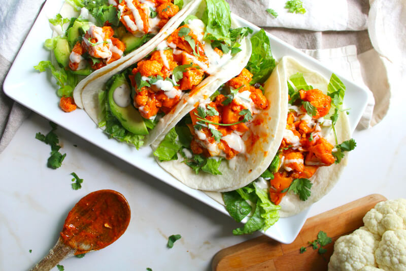 4 ricette vegane da acquolina in bocca - Tacos cavolfiore buffalo - Gay.it