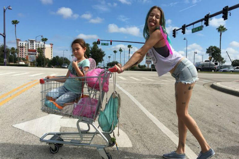 Un sogno chiamato Florida, orchi e principessine nel resort meno fiabesco che ci sia