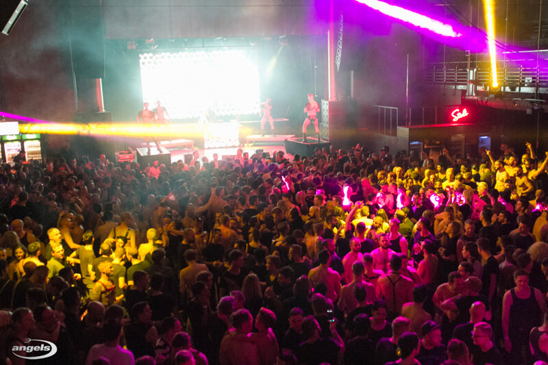 E' arrivata la primavera, soprattutto a Zurigo - White Party - Gay.it