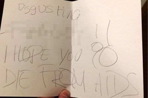Ragazzo costretto a cambiare università a causa delle minacce omofobe - Scaled Image 1 14 - Gay.it
