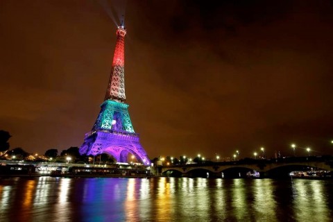 Francia, in 5 anni 4.980 matrimoni egualitari celebrati solo a Parigi - festeggia la Sindaca - Scaled Image 1 29 - Gay.it