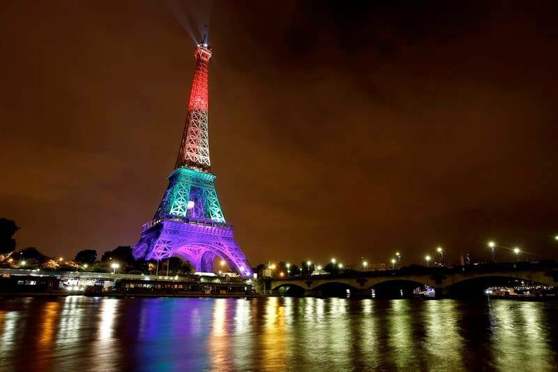 Guida LGBT+ di Parigi: tutto quello che devi sapere sui locali gay friendly e sulla movida queer della città - Scaled Image 1 29 - Gay.it