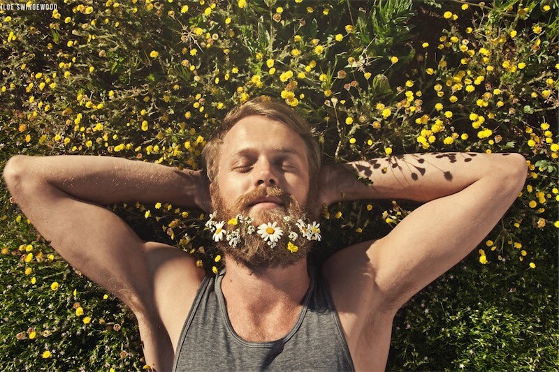 Flower beards: tempo di primavera e... barbe in fiore! - Scaled Image 37 - Gay.it