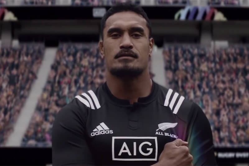 Rugby, gli All Blacks contro le discriminazioni nel nuovo spot ‘rainbow’: ‘La Diversità è Forza’