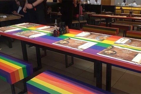 Wagamama, la catena di ristoranti panasiatici si fa 'arcobaleno' per il mese del Pride - Scaled Image 72 - Gay.it