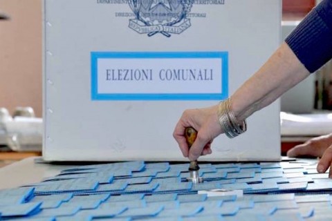 elezioni comunali amministrative urne schede
