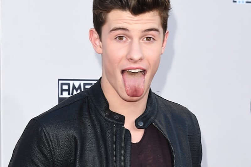 L’autore di Shawn Mendes fa coming out come trans: tutto l’affetto della popstar
