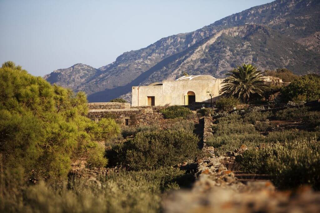 Sicilia gay-friendly: ecco i 3 hotel perfetti per la vostra vacanza al mare - tenuta borgia giardino - Gay.it