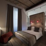 1880 Atypical Rooms - Thumbnail