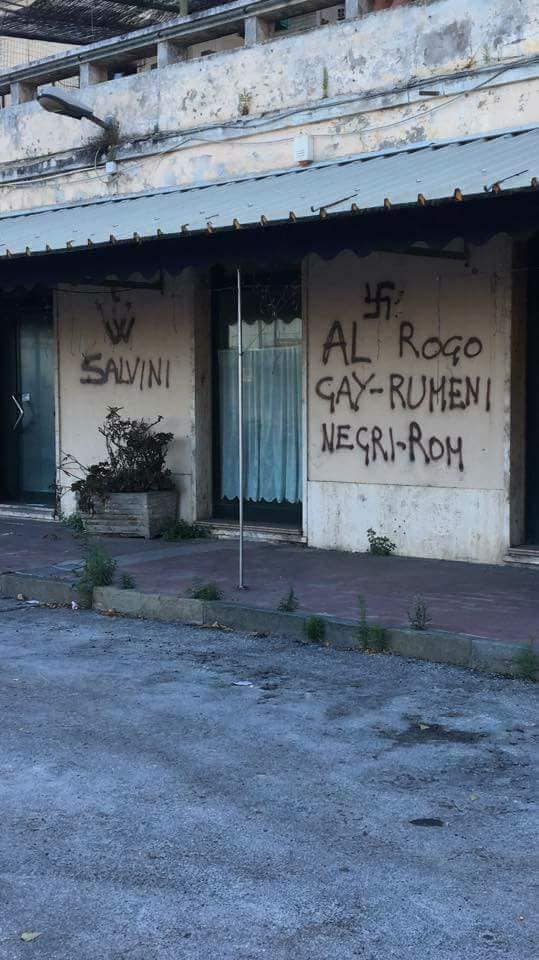 Viareggio, minacce omofobe in città: 'W Salvini, gay al rogo' - 36322745 1717295968354120 5857220564262846464 n - Gay.it