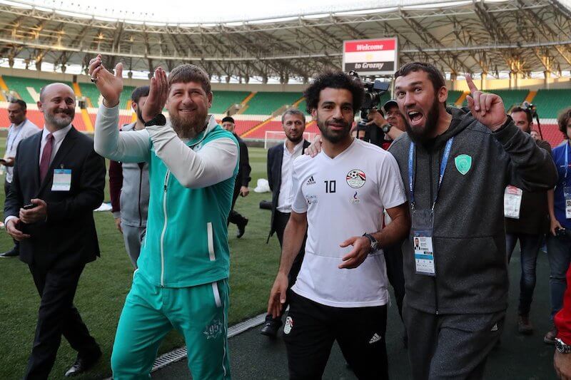 Salah incontra il leader ceceno Kadyrov prima del Mondiale, bufera sull’ex romanista