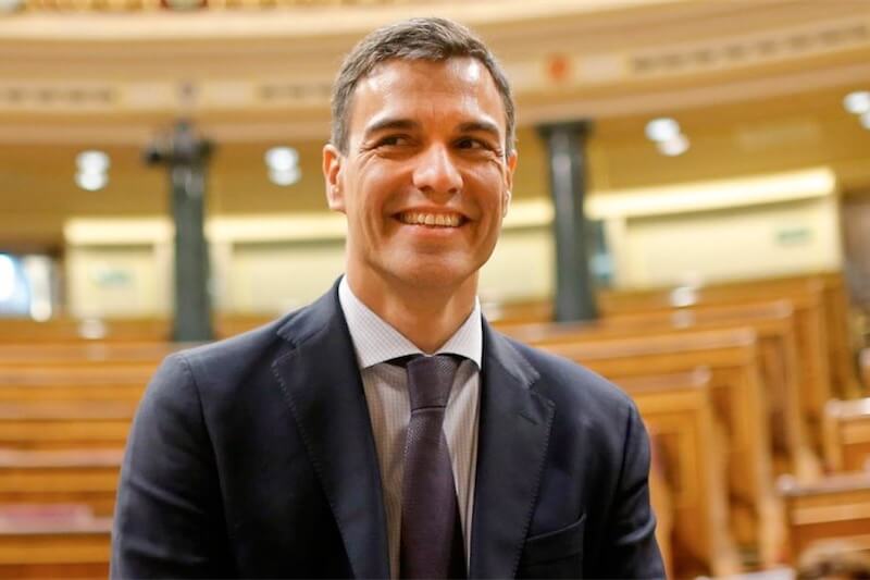 Spagna, undici donne e due gay dichiarati nel nuovo Governo socialista