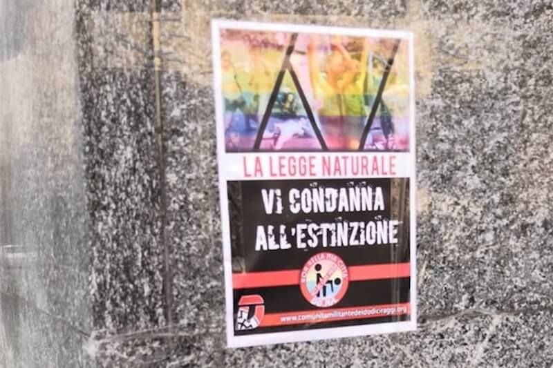 Varese Pride, neonazisti imbrattano il centro città: ‘siete condannati all’estinzione’