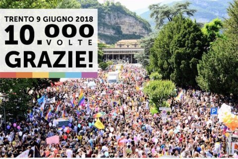 Trento, in 10.000 per il primo storico Dolomiti Pride - Scaled Image 24 - Gay.it