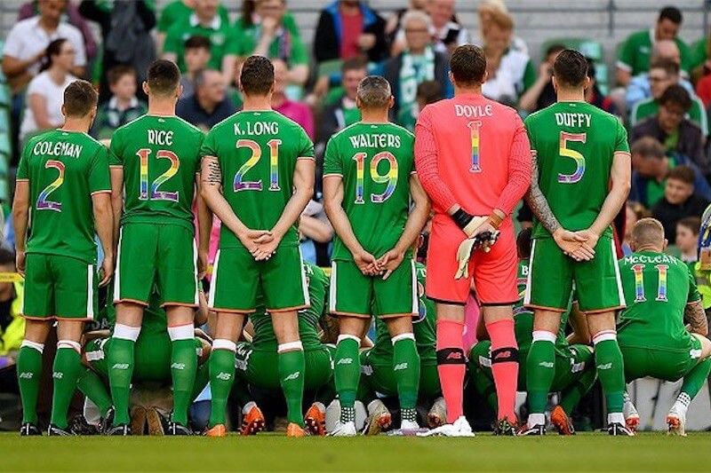 Irlanda vs. USA, maglie rainbow per il mese del Pride