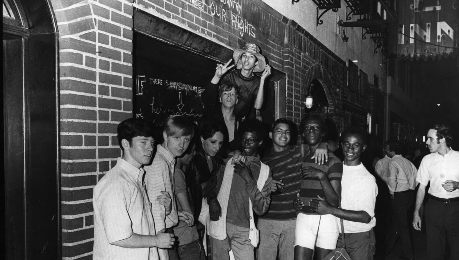 Il 28 giugno si celebrano i Moti di Stonewall: cosa sono? - stonewall 1 - Gay.it