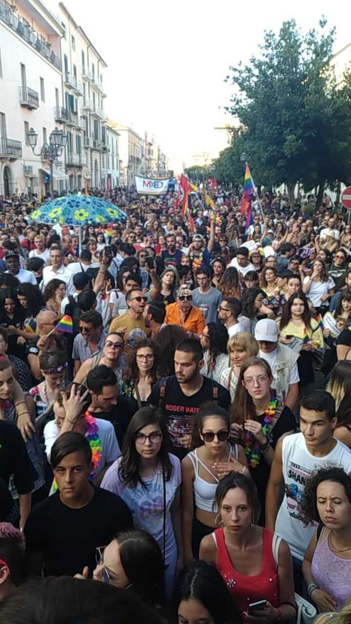 Molise e Rimini Pride 2018, una folla di 35.000 persone in festa - 37970664 1032577900252541 6917493388002459648 o - Gay.it