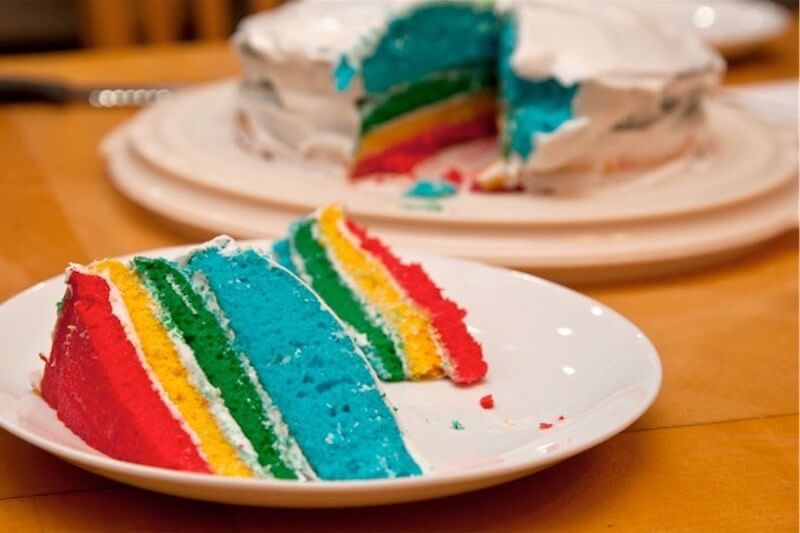 Fa coming out con i genitori omofobi al matrimonio di sua sorella. Il racconto è virale