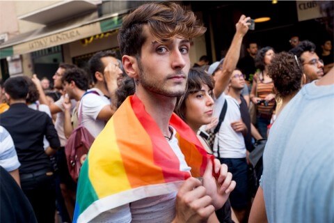 Istanbul Pride 2022, gli attivisti LGBTQ+ reagiscono ai divieti: "Noi non ci fermiamo, non abbiamo paura" - Scaled Image 2 1 - Gay.it