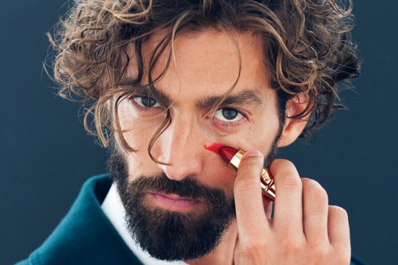 Chanel lancia la prima linea di make-up per uomo