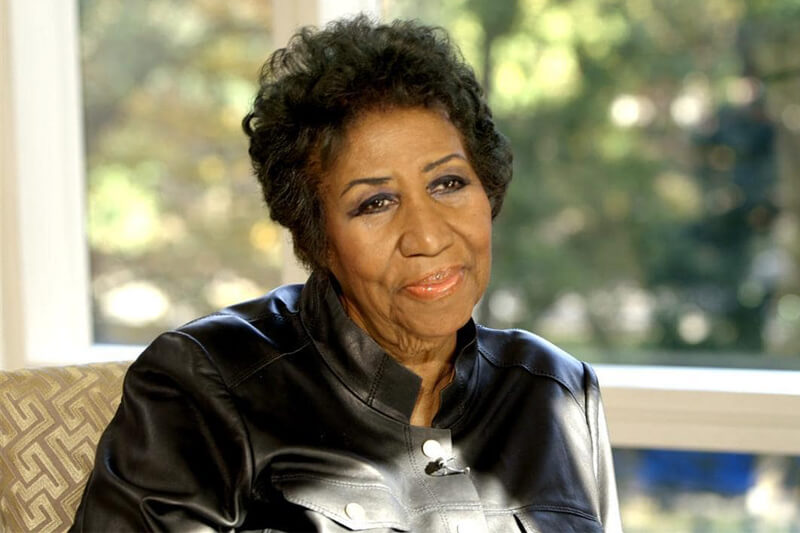 Aretha Franklin sta molto male, la famiglia: “È cosciente, noi siamo con lei”