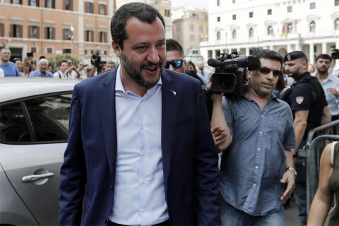Diciotti: GayLex invita tutti a denunciare Matteo Salvini per sequestro di persona - salvini - Gay.it
