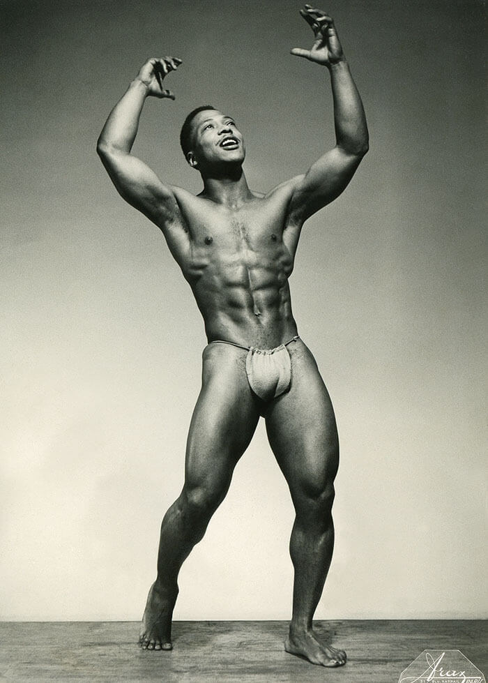 Le foto dei fusti di Universal Hunks