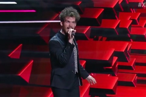 X-Factor, Alessandro Casini talento contro l'omofobia - il video - Alessandro Casini - Gay.it