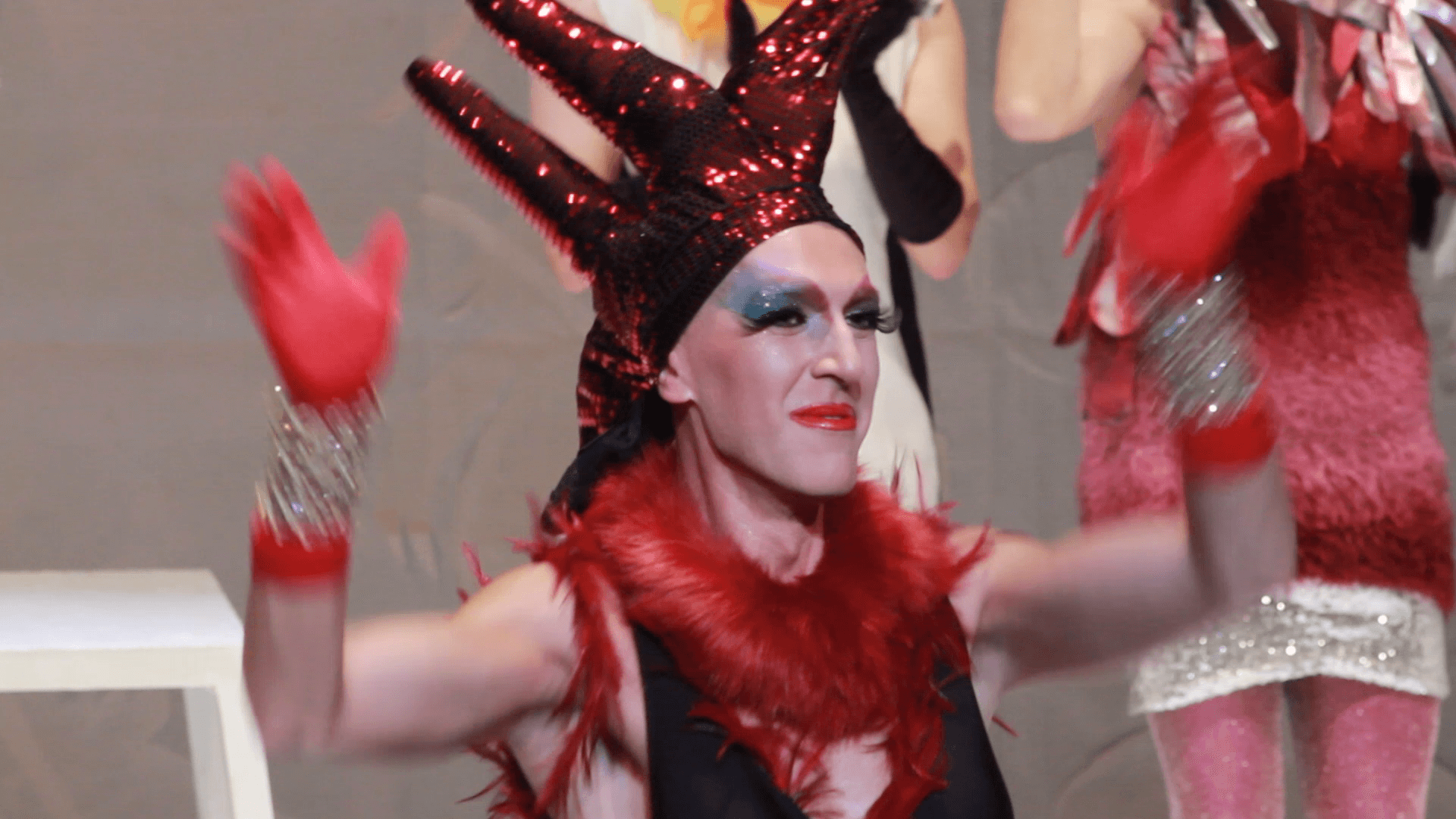 Essere Divina, il laboratorio drag aperto a uomini e donne - Essere Divina 3 - Gay.it