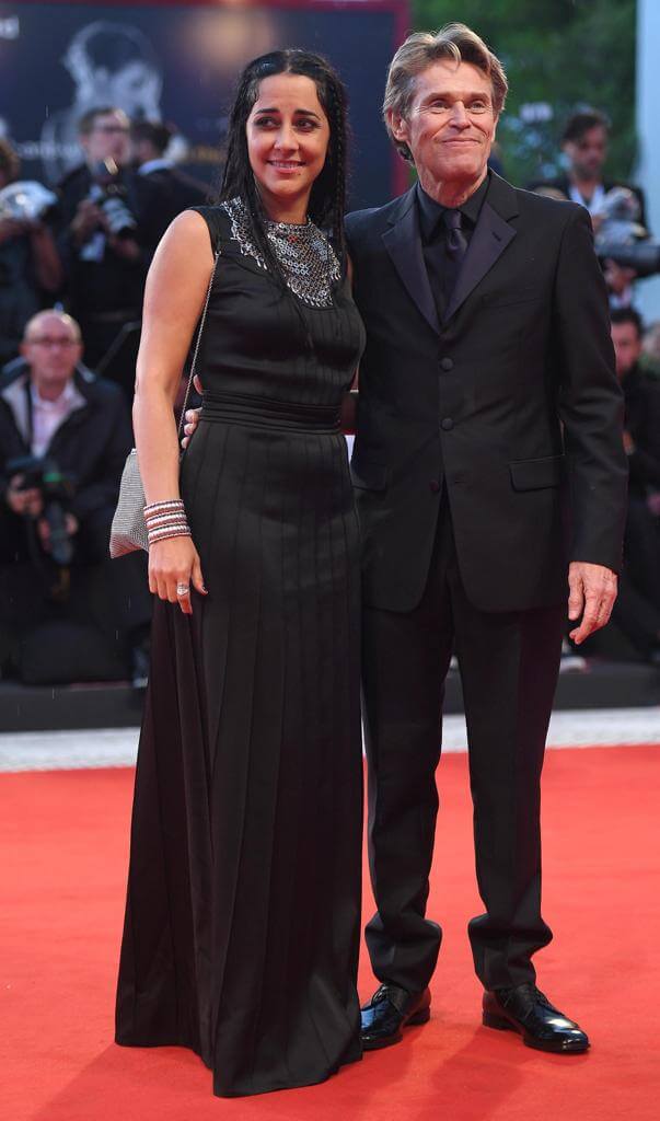 Willem Dafoe e Giada Colagrande ospiti lunedì sera del Bari International Gender Film Festival - Giada Colagrande e Willem Dafoe a Venezia 2018 - Gay.it