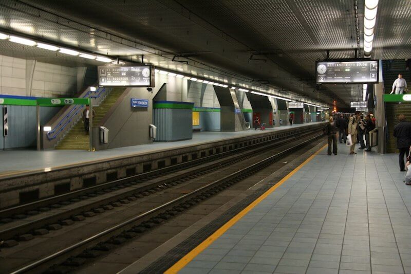 CitizenGo chiede l’eliminazione dei colori rainbow nella metro di Milano