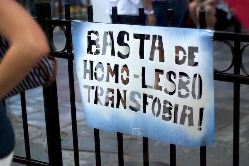 Leda, attivista trans, vittima di telefonate anonime nella notte