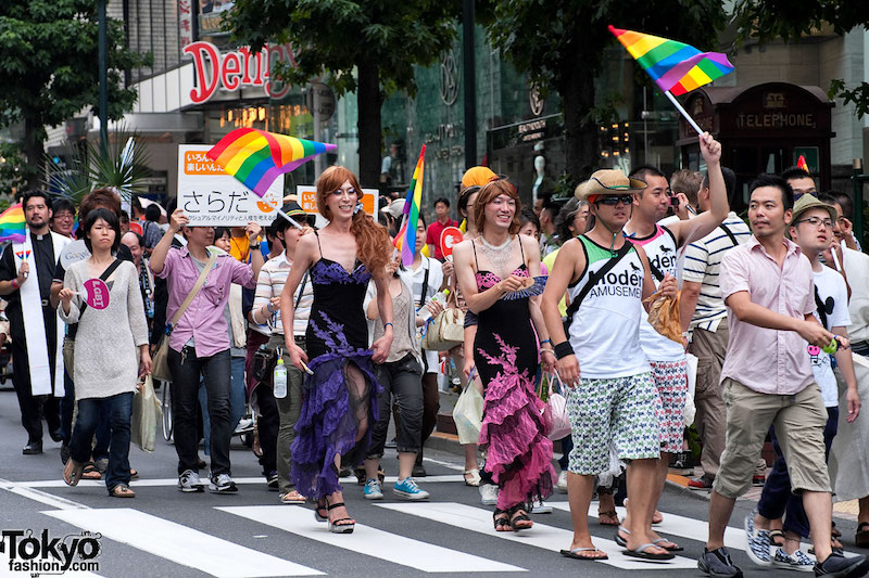 “I gay sono improduttivi”: polemiche dopo la dichiarazione di una parlamentare giapponese