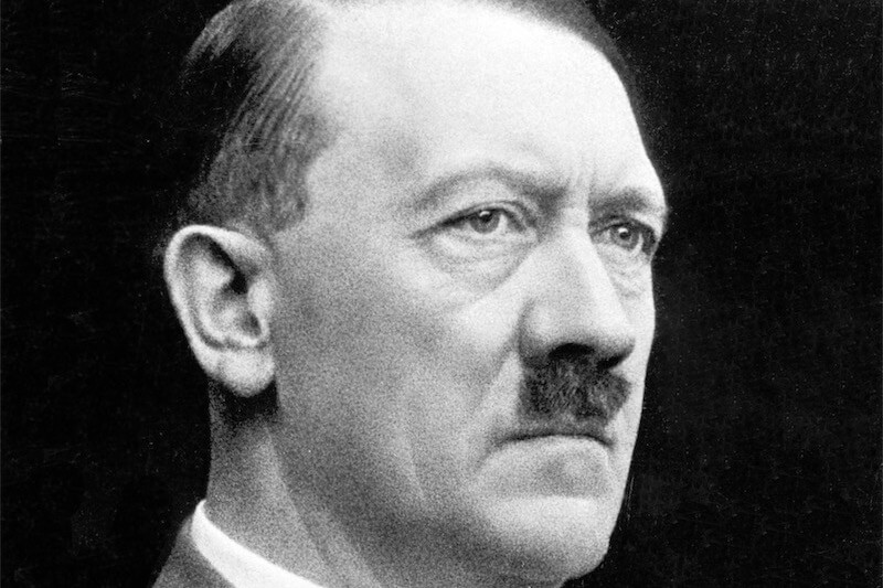 Adolf Hitler era bisessuale con tendenze sadomaso: parola della CIA