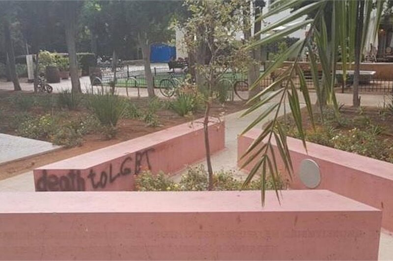 Tel Aviv, Memoriale dell’Olocausto  sfregiato con insulti omofobi
