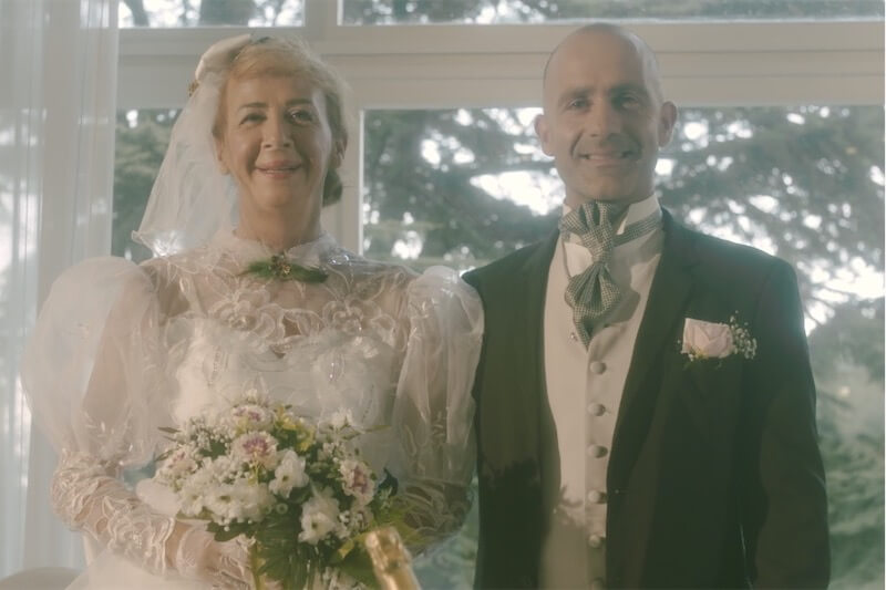 Candies and Flowers, una sognante una sposa trans nel video anni ’80 degli A Toys Orchestra