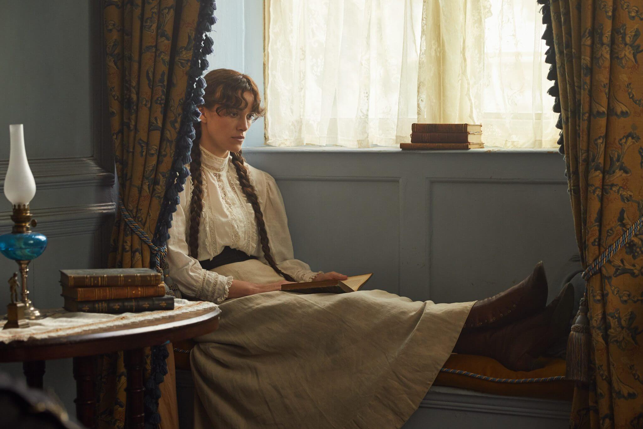 Colette con Keira Knightley in anteprima al Festival di Torino, poster italiano - colette - Gay.it