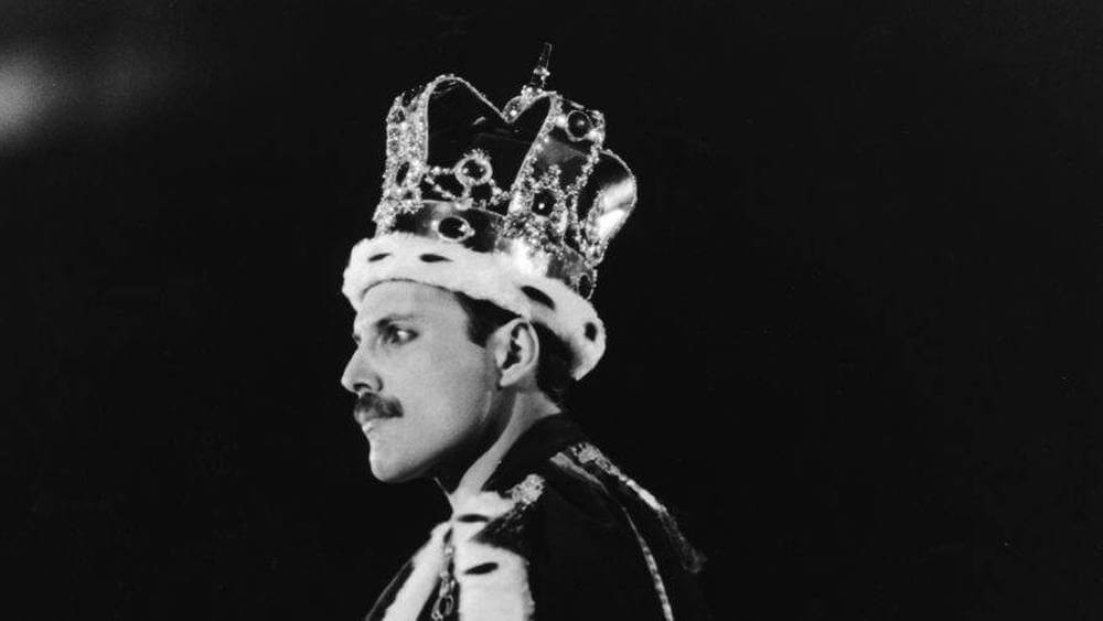 Freddie Mercury: 29 anni fa la morte di una leggenda - freddie - Gay.it
