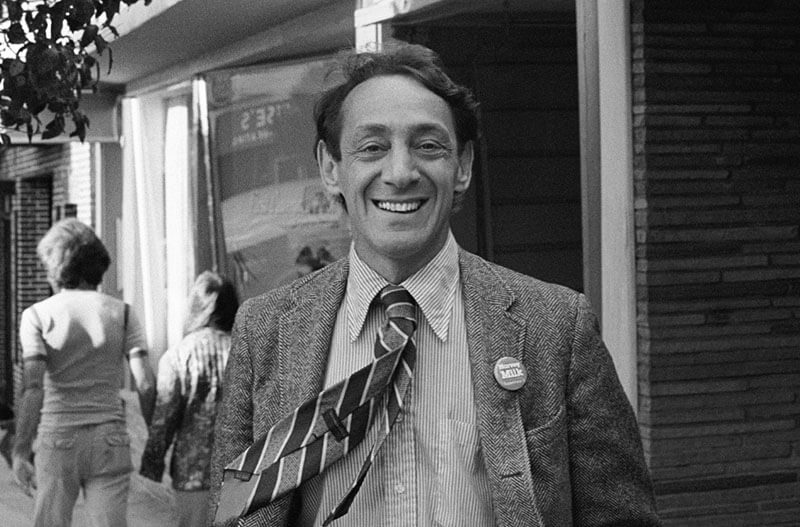 Harvey Milk: 40 anni fa la morte di un'icona della comunità LGBT - harvey - Gay.it