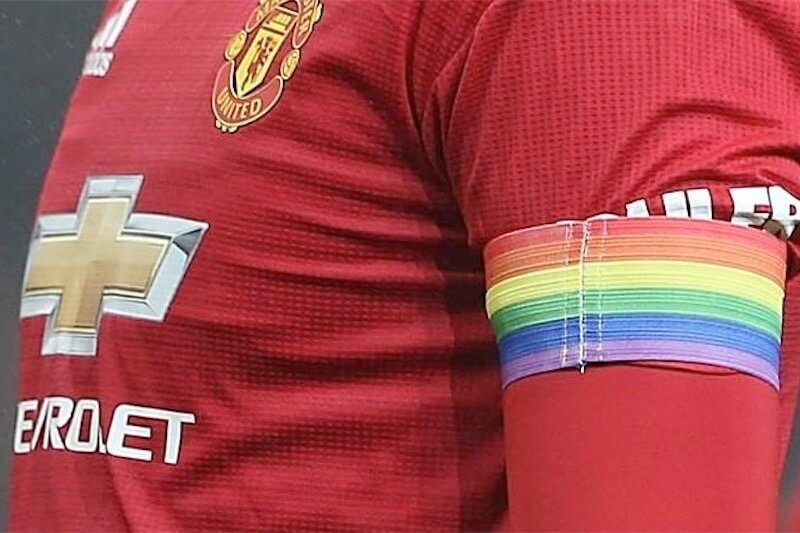 Manchester United, oltre 43.000 commenti omofobi per aver sostenuto la campagna Lacci Arcobaleno - Manchester United - Gay.it