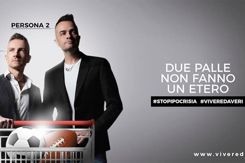 Etero e gay giocano nella stessa squadra, la replica agli osceni manifesti ProVita