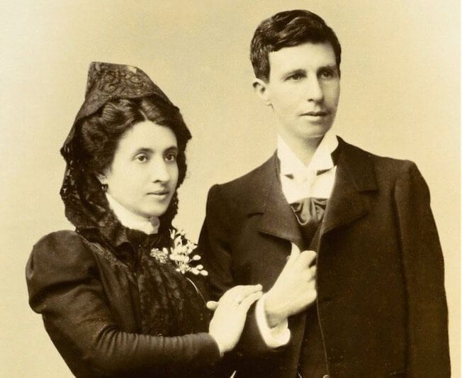 Berlino 2019, l'amore lesbo di Elisa e Marcela (spose scandalo nel 1901) in Concorso - Isabel - Gay.it