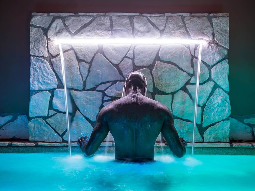 Ecco la dritta che ti risolverà San Valentino - hotel gay friendly san valentino roma2 - Gay.it