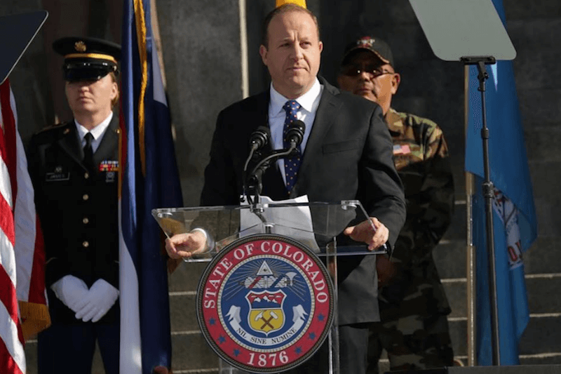 Jared Polis ha giurato: è il primo governatore gay del Colorado