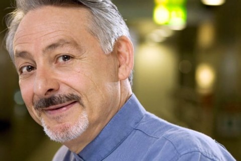 Leo Gullotta, "l'omofobia fomenta la parte più debole del Paese, ma il concetto di diversità è ricchezza" - Leo Gullotta - Gay.it