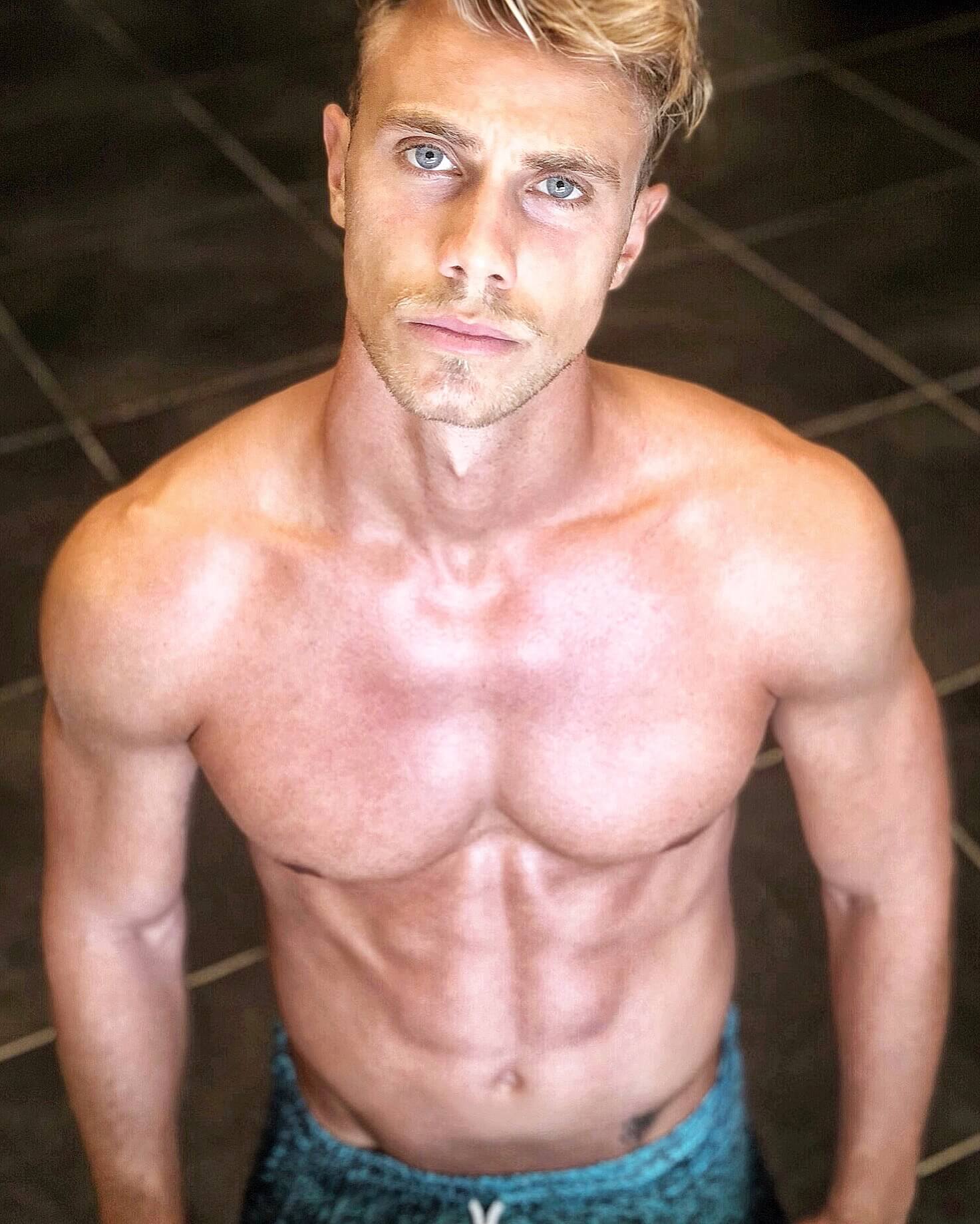 Edoardo Santonocito: l'influencer che fa impazzire i social