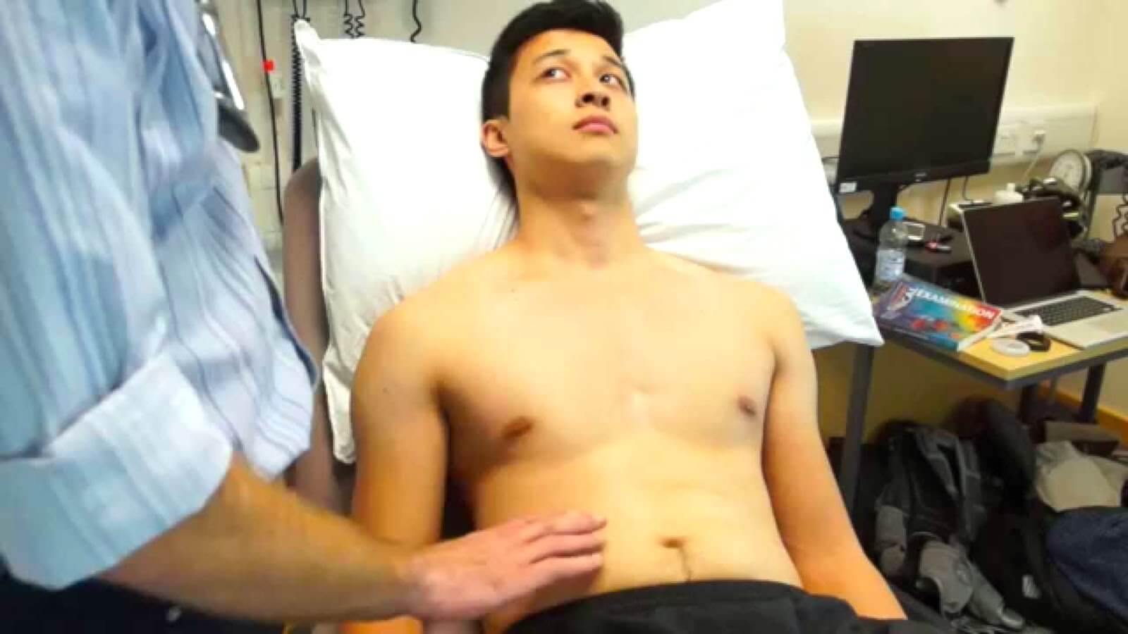 Studenti gay dell’University of Southern California accusano il medico di umiliazioni e test rettali inutili