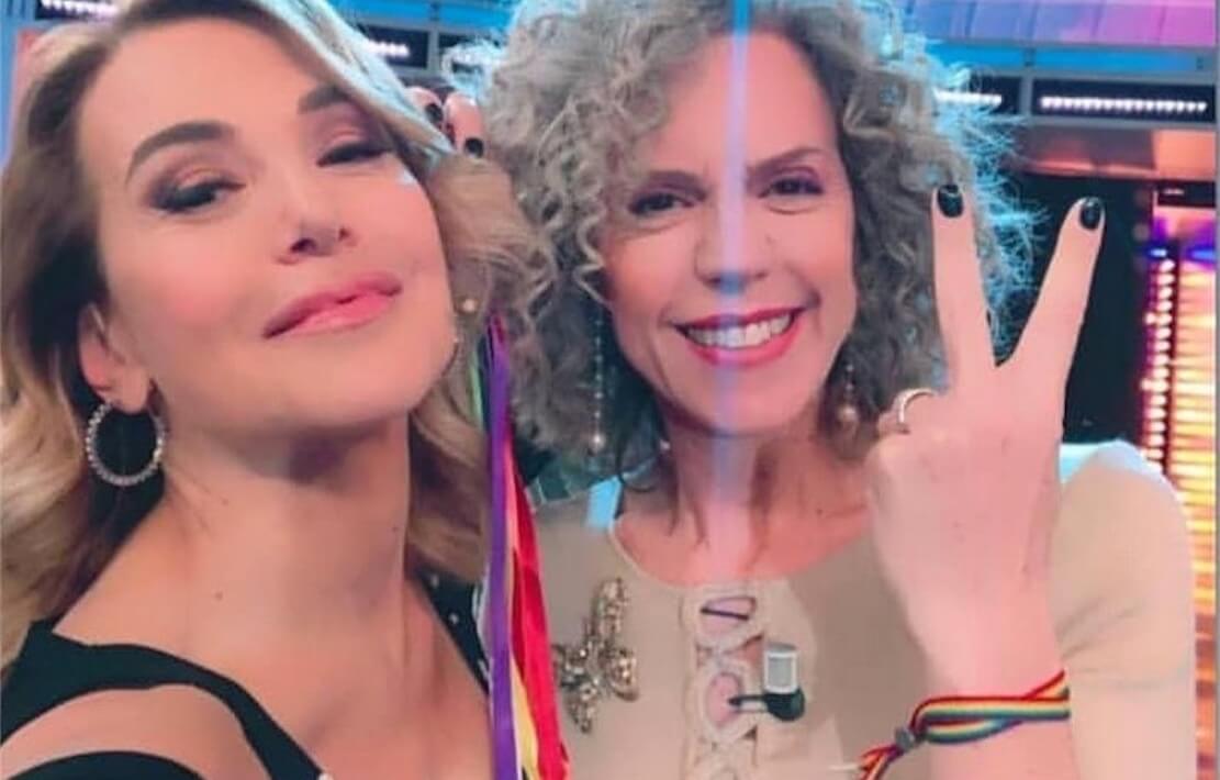 Barbara D’Urso, ‘famiglia è dove c’è amore. Cosa farebbero Fontana e Pillon se avessero un figlio gay?’