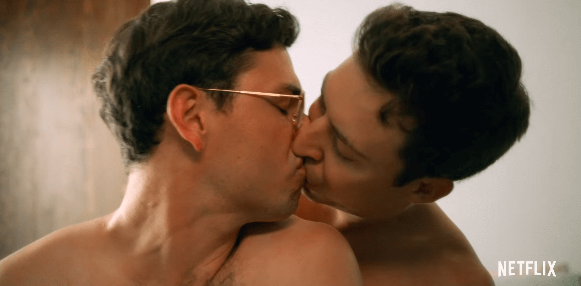 Special, primo trailer della serie Netflix su un omosessuale con lieve paralisi cerebrale - Special - Gay.it